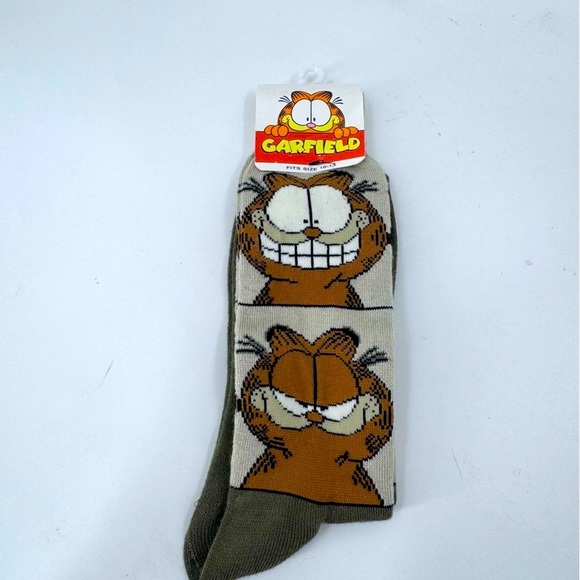 NWT Garfield Casual Brown and Tan Socks with Playful Design - Picture 1 of 5